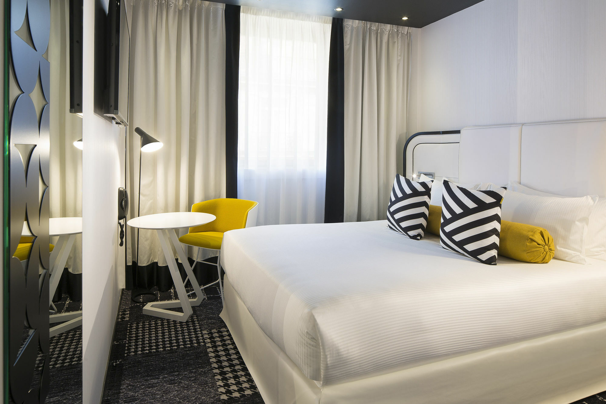 Hotel Ekta Champs Elysees Париж Экстерьер фото