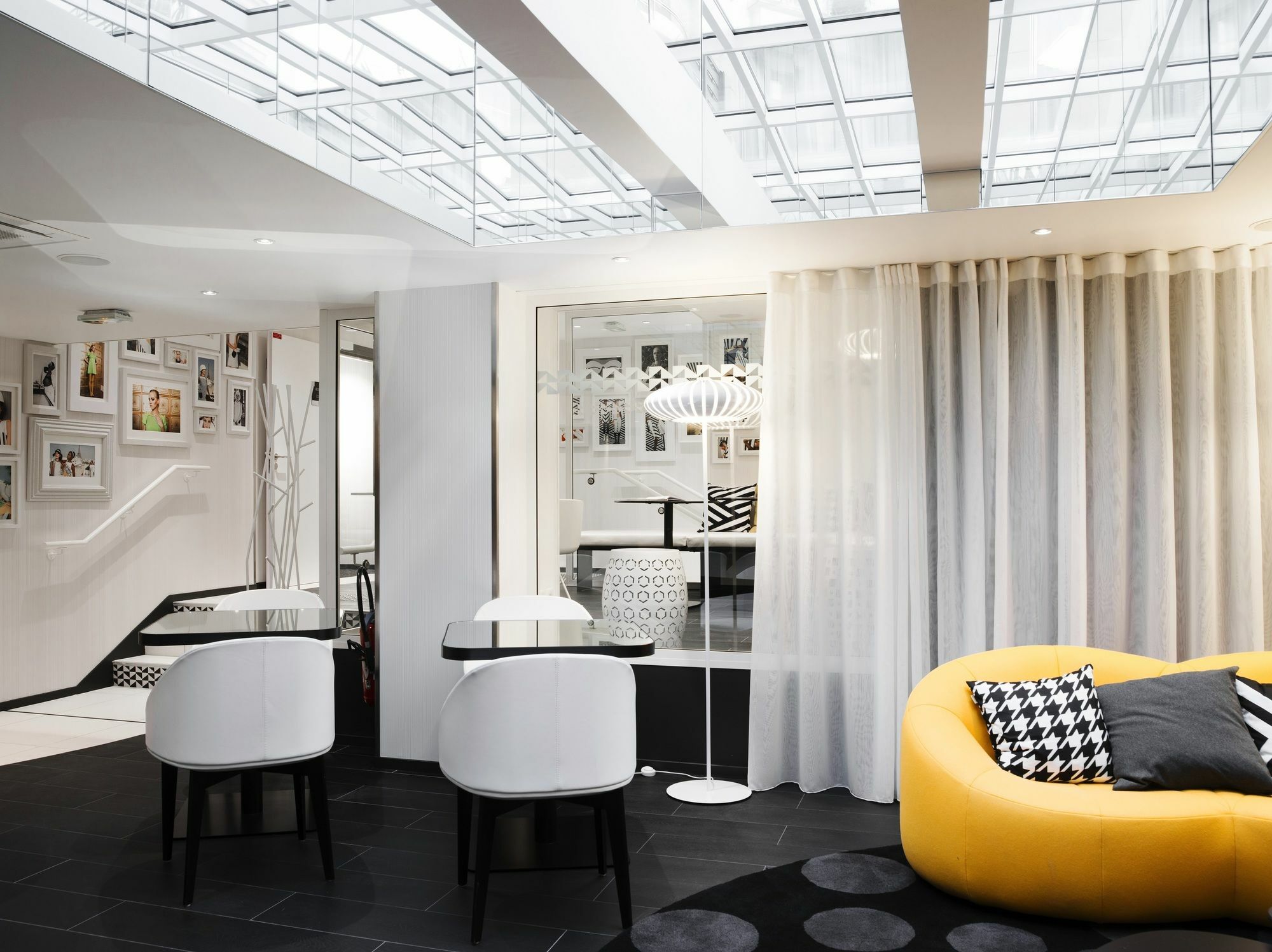 Hotel Ekta Champs Elysees Париж Экстерьер фото